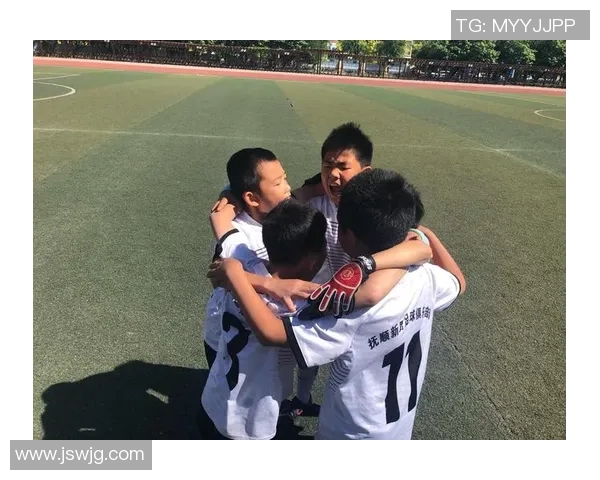 足球明星米兰达的传奇人生与赛场辉煌成就全解析